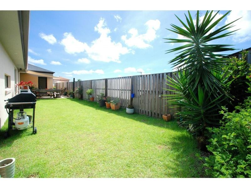 5 Peregrine Street, Reedy Creek QLD 4227