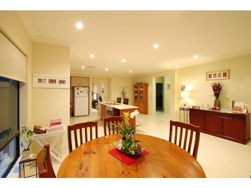 5 Peregrine Street, Reedy Creek QLD 4227