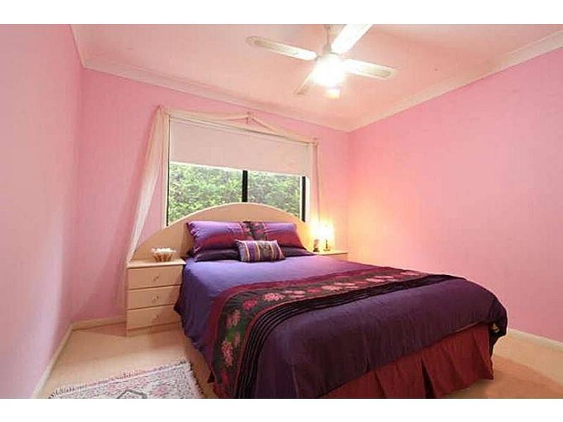 2 Sharscay Close, Burleigh Heads QLD 4220