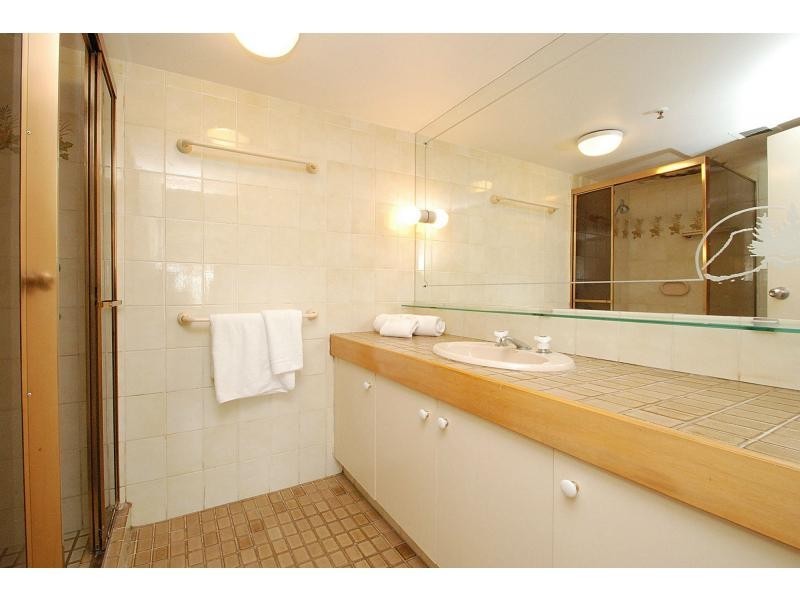 2/45 Hayle Street, Burleigh Heads QLD 4220