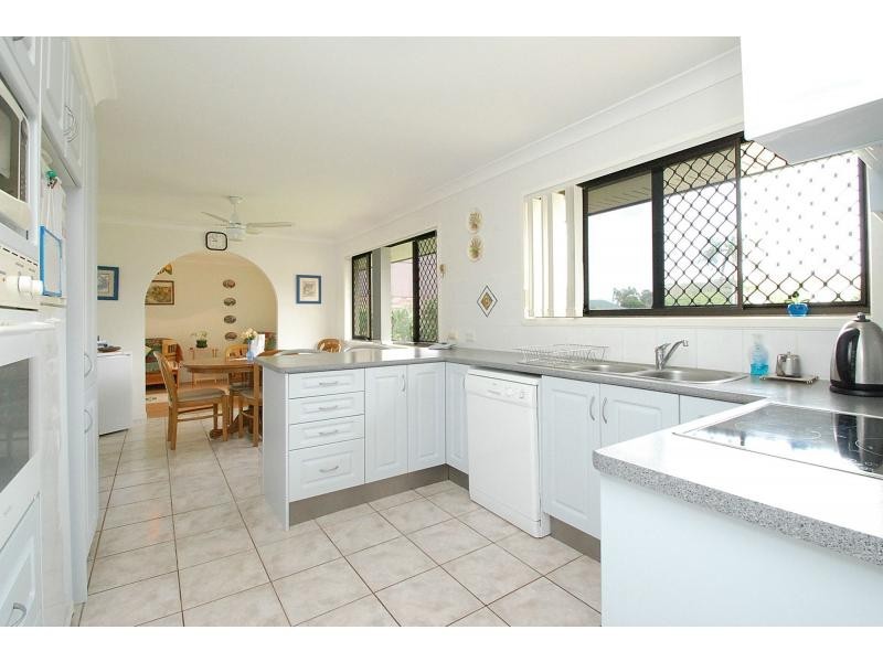 62 Honeyeater Drive, Burleigh Waters QLD 4220