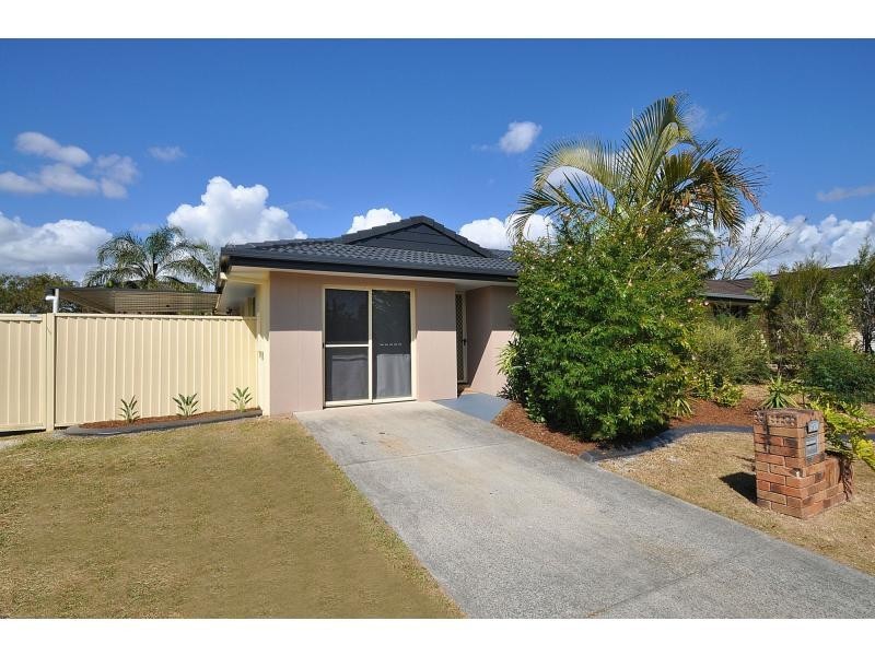 290 Christine Avenue, Varsity Lakes QLD 4227