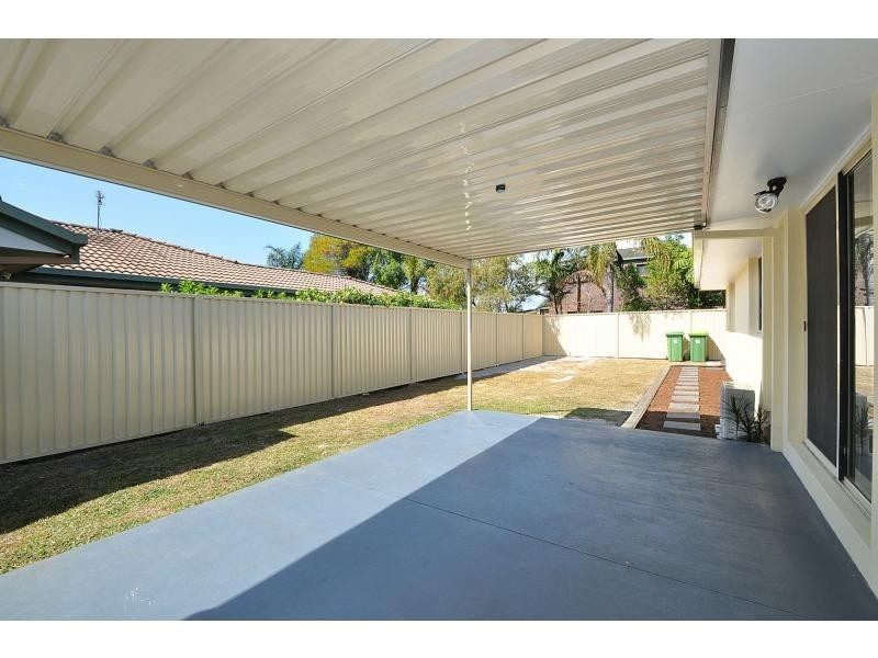 290 Christine Avenue, Varsity Lakes QLD 4227