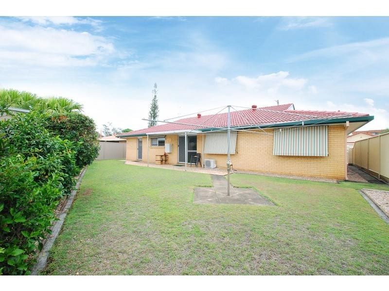6 Le Mans Drive, Mermaid Waters QLD 4218