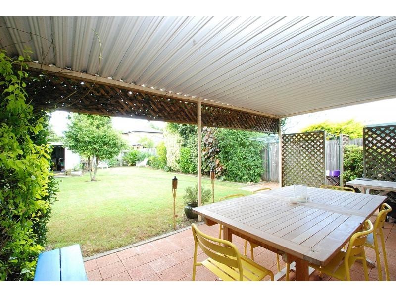 103 Chainey Avenue, Miami QLD 4220