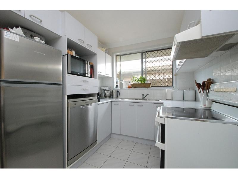 103 Chainey Avenue, Miami QLD 4220