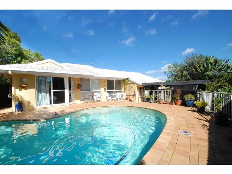 5 Balcatta Court, Elanora QLD 4221