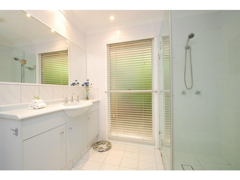 5 Balcatta Court, Elanora QLD 4221