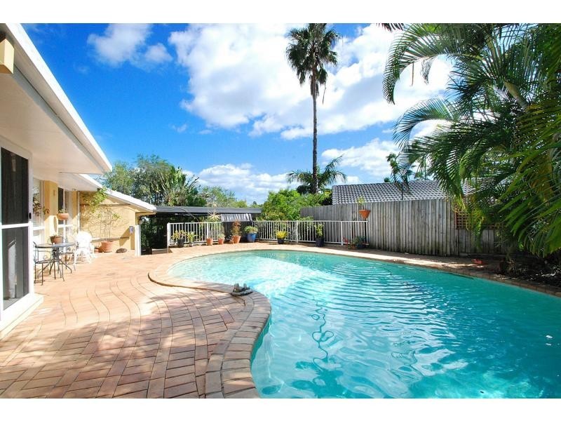 5 Balcatta Court, Elanora QLD 4221