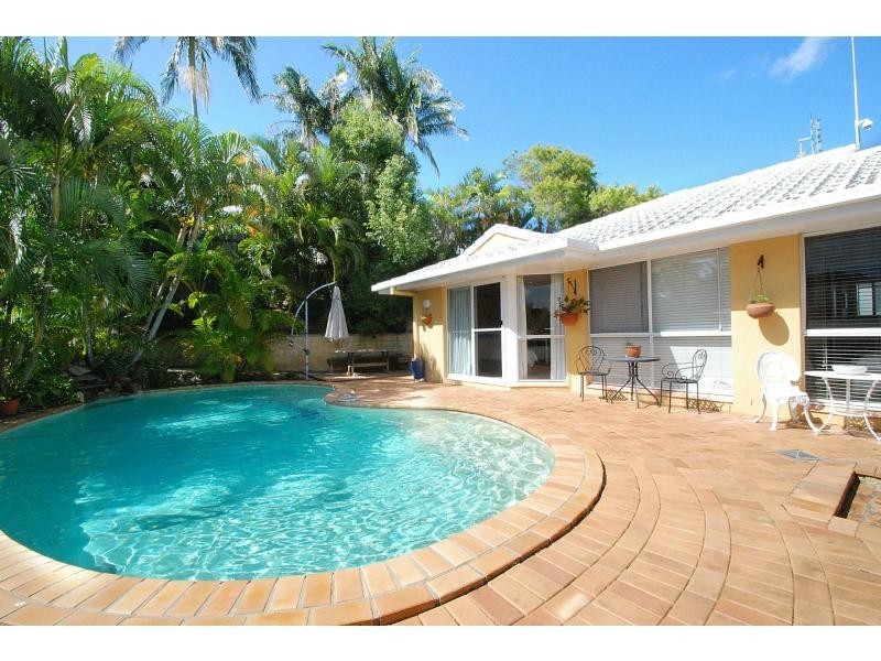 5 Balcatta Court, Elanora QLD 4221