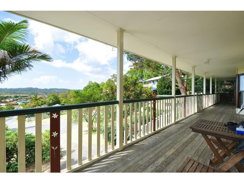 34 Foothill Street, Elanora QLD 4221