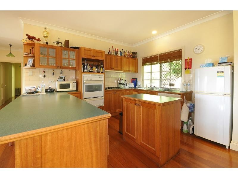 34 Foothill Street, Elanora QLD 4221