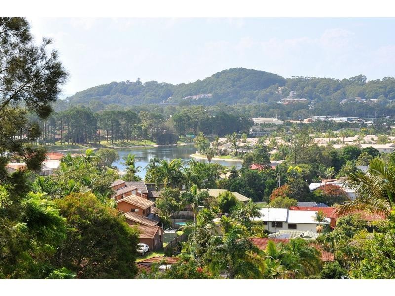34 Foothill Street, Elanora QLD 4221