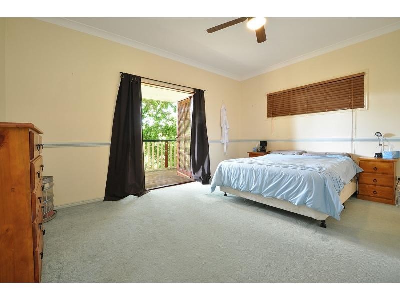 34 Foothill Street, Elanora QLD 4221