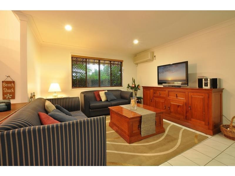 3 Fantail Court, Burleigh Waters QLD 4220
