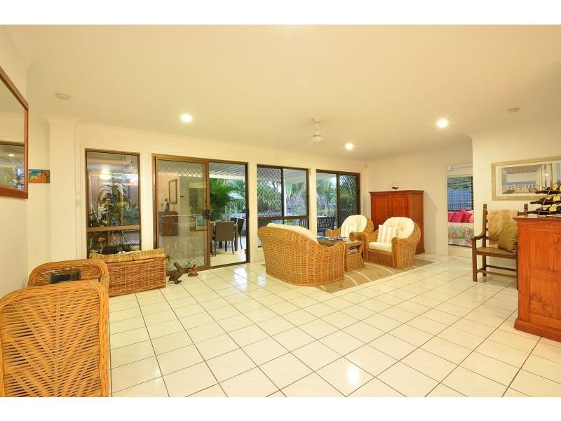 3 Fantail Court, Burleigh Waters QLD 4220
