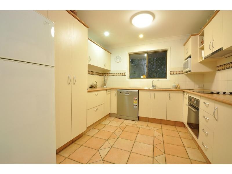 3 Fantail Court, Burleigh Waters QLD 4220