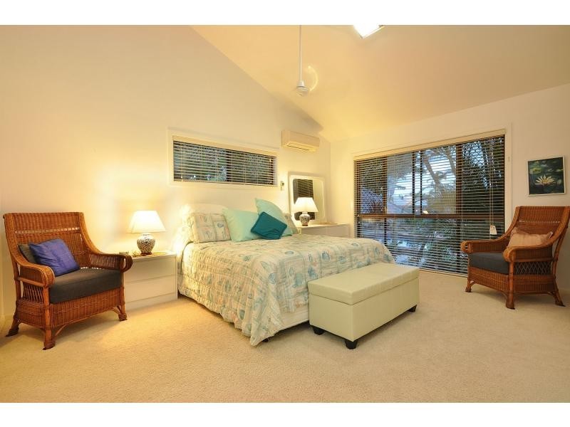 3 Fantail Court, Burleigh Waters QLD 4220