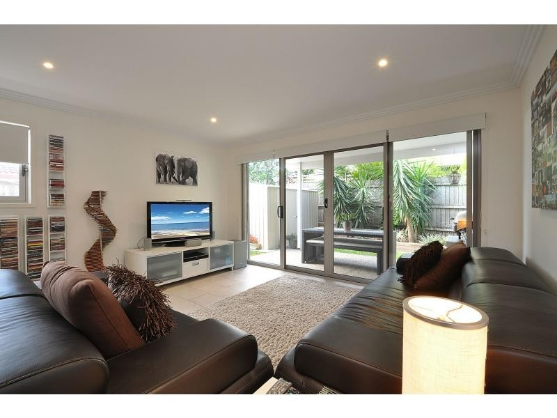 1/41 Dolphin Avenue, Mermaid Beach QLD 4218