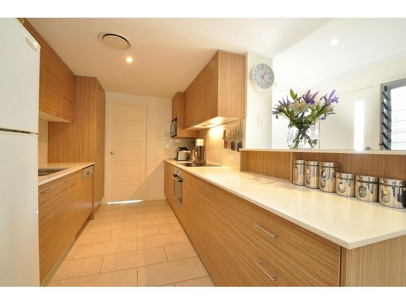 1/41 Dolphin Avenue, Mermaid Beach QLD 4218