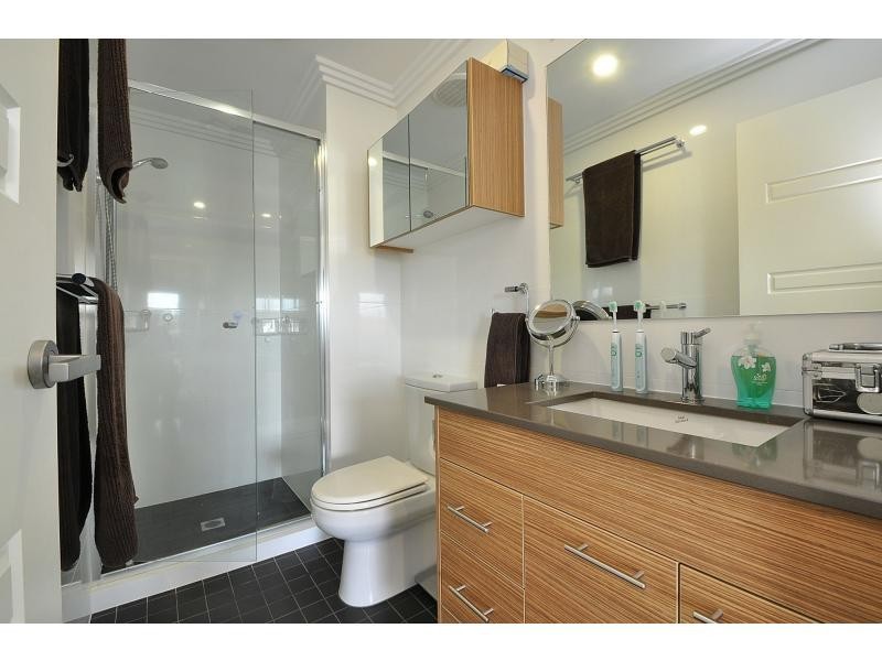 1/41 Dolphin Avenue, Mermaid Beach QLD 4218