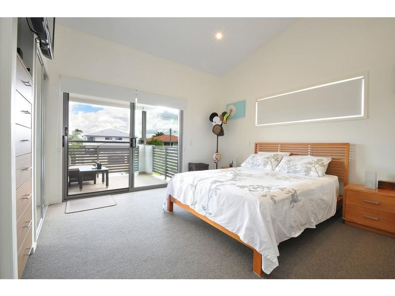 1/41 Dolphin Avenue, Mermaid Beach QLD 4218