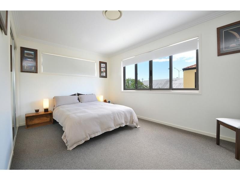 1/41 Dolphin Avenue, Mermaid Beach QLD 4218