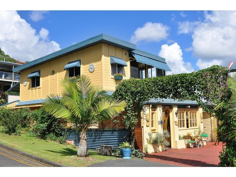1/68 Duringan Street, Currumbin QLD 4223