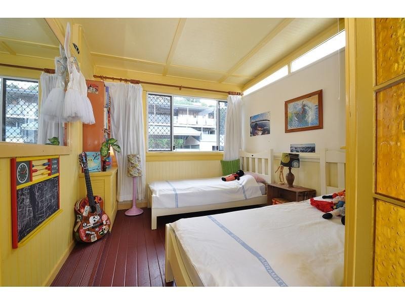 1/68 Duringan Street, Currumbin QLD 4223