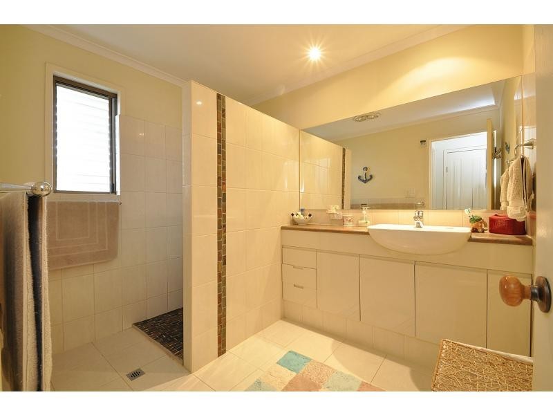 206/325 Reedy Creek Road, Burleigh Waters QLD 4220