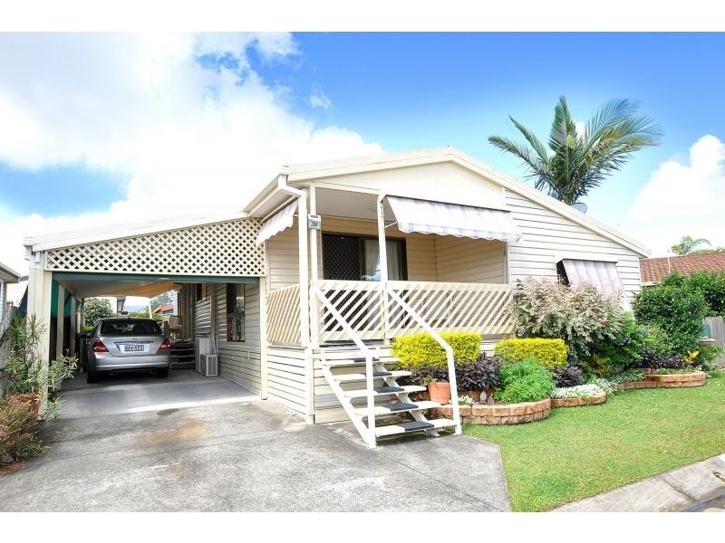 206/325 Reedy Creek Road, Burleigh Waters QLD 4220