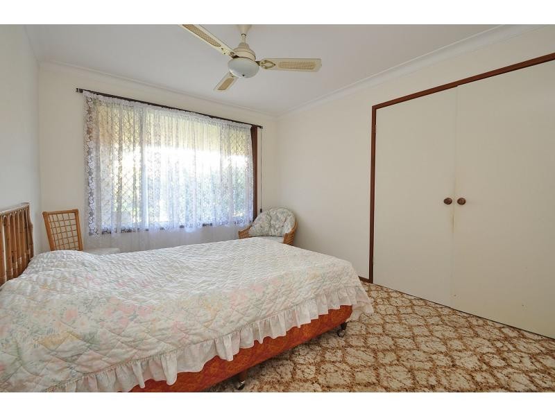 11 Kingfisher Crescent, Burleigh Waters QLD 4220