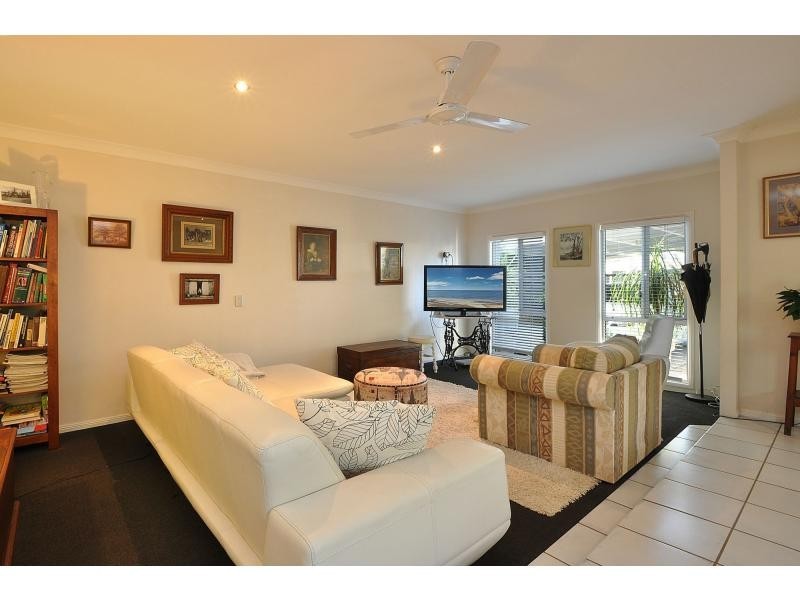 152 Nobby Parade, Miami QLD 4220