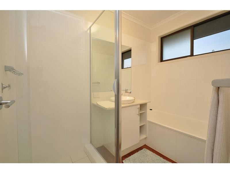 41 Banksia Broadway, Burleigh Waters QLD 4220