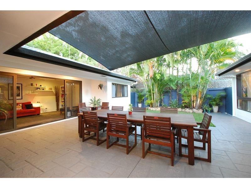 7 Grebe Place, Burleigh Waters QLD 4220