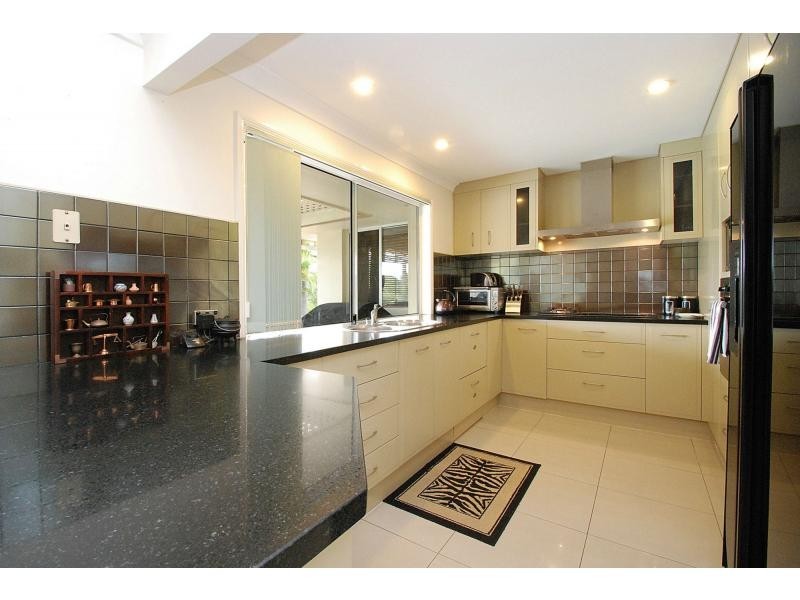 51 Pintail Crescent, Burleigh Waters QLD 4220