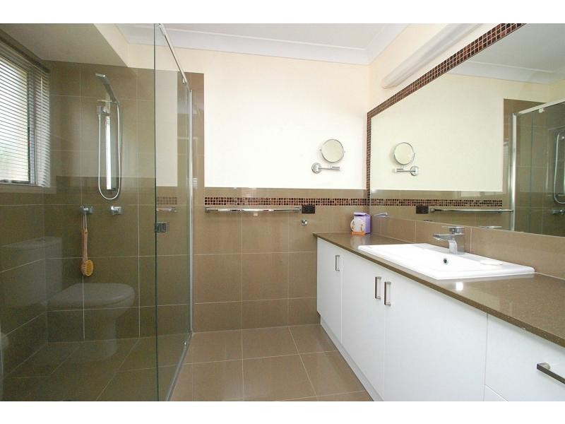 51 Pintail Crescent, Burleigh Waters QLD 4220