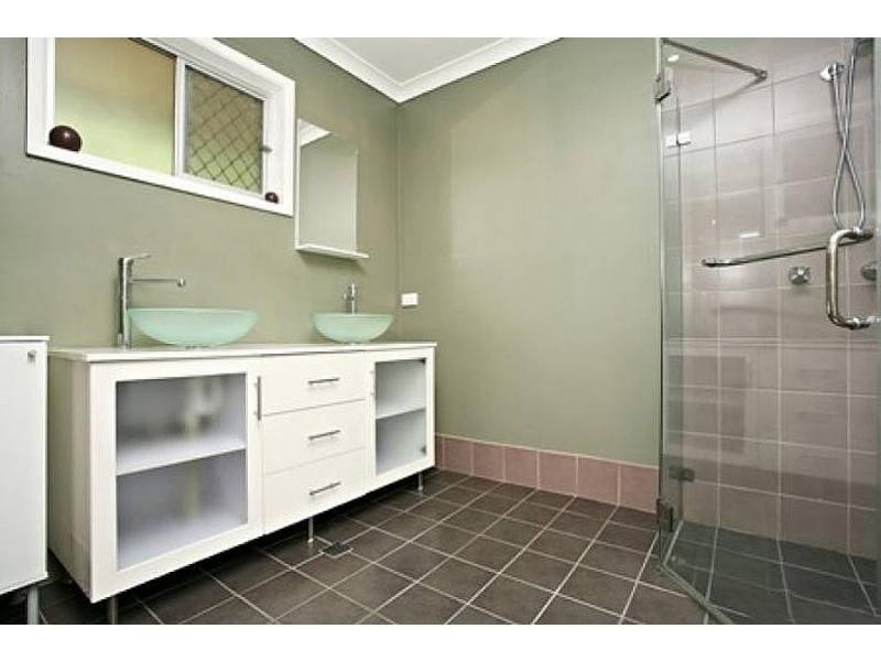 2 Cotton Street, Burleigh Heads QLD 4220