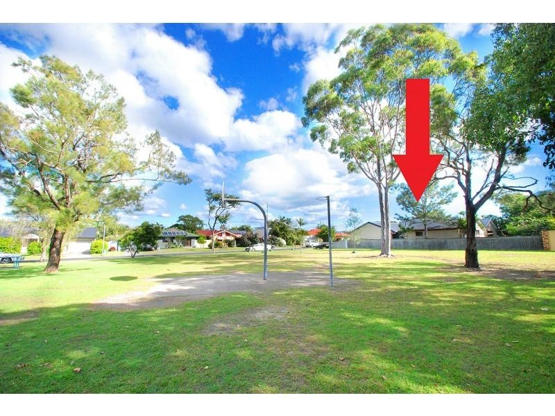 21 Dotterel Drive, Burleigh Waters QLD 4220