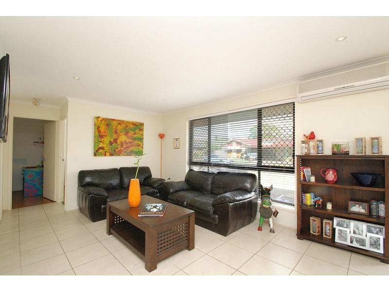 21 Dotterel Drive, Burleigh Waters QLD 4220