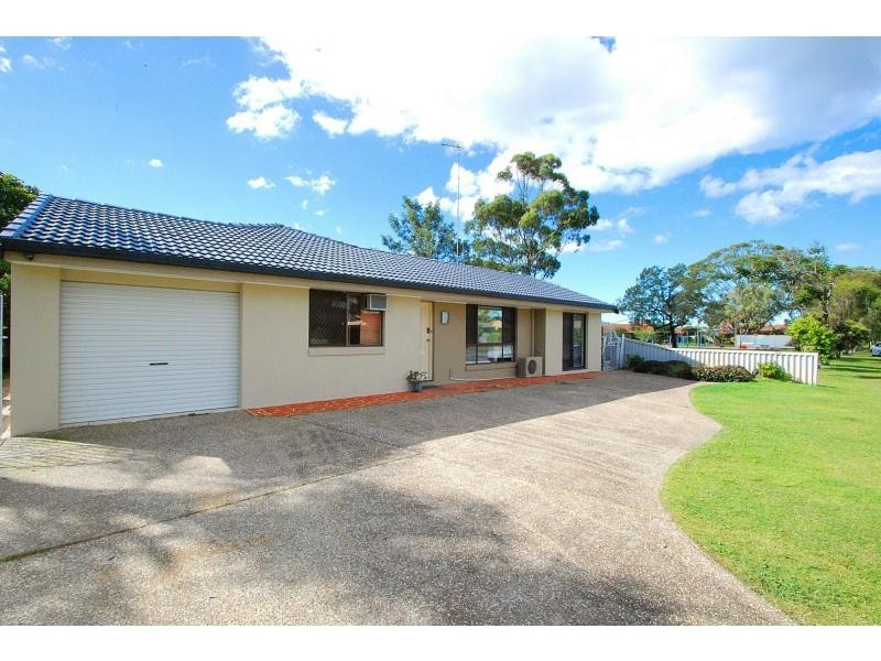 21 Dotterel Drive, Burleigh Waters QLD 4220