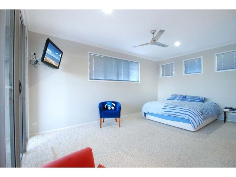 9 Barton Street, Reedy Creek QLD 4227