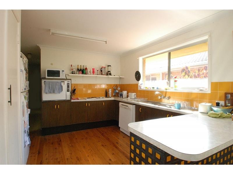 3 Maitland Street, Burleigh Waters QLD 4220