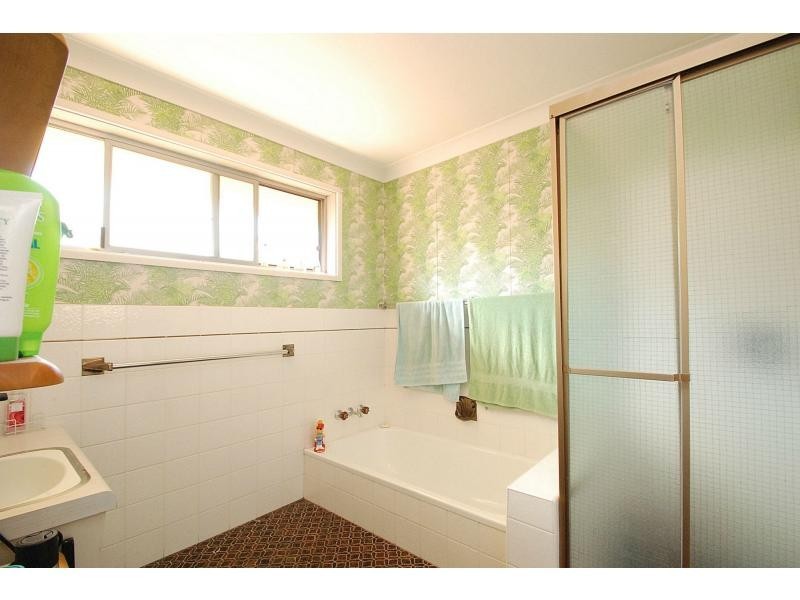 3 Maitland Street, Burleigh Waters QLD 4220