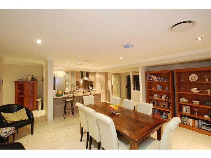 29 Curlew Crescent, Burleigh Waters QLD 4220