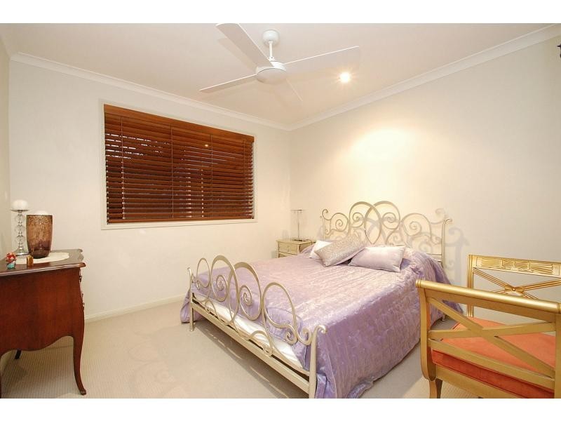 29 Curlew Crescent, Burleigh Waters QLD 4220