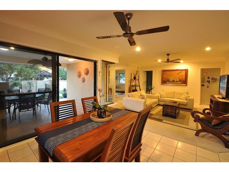 1/3 Albion Avenue, Miami QLD 4220