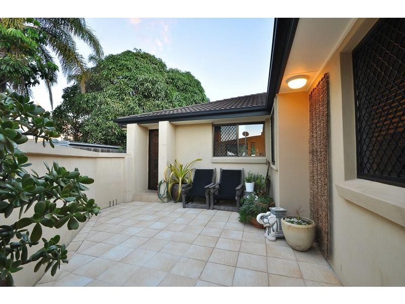 1/3 Albion Avenue, Miami QLD 4220