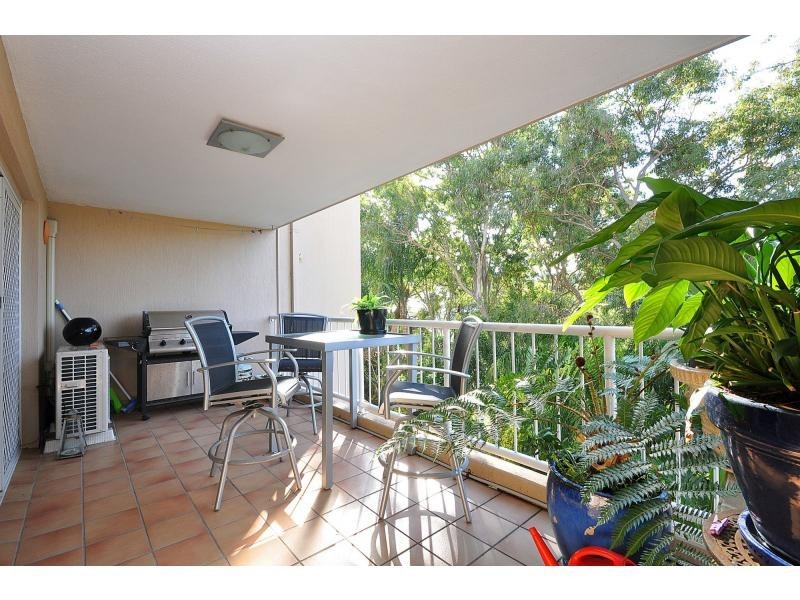 12/14 Brake Street, Burleigh Heads QLD 4220