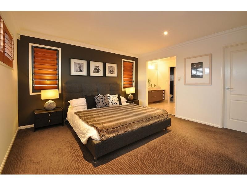 3 East Street, Burleigh Heads QLD 4220